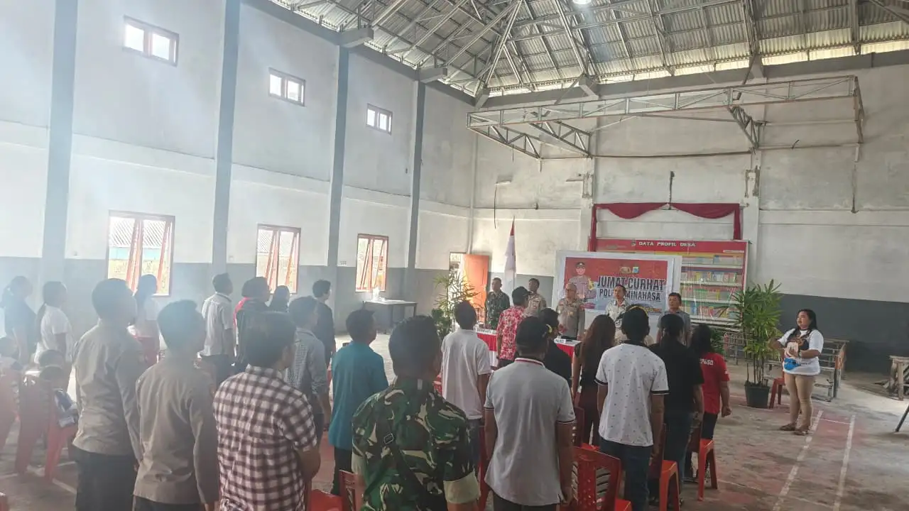 Wakapolres Minahasa Pimpin Jumat Curhat di Desa Tempok Selatan, Bahas Kamtibmas hingga Operasi Zebra